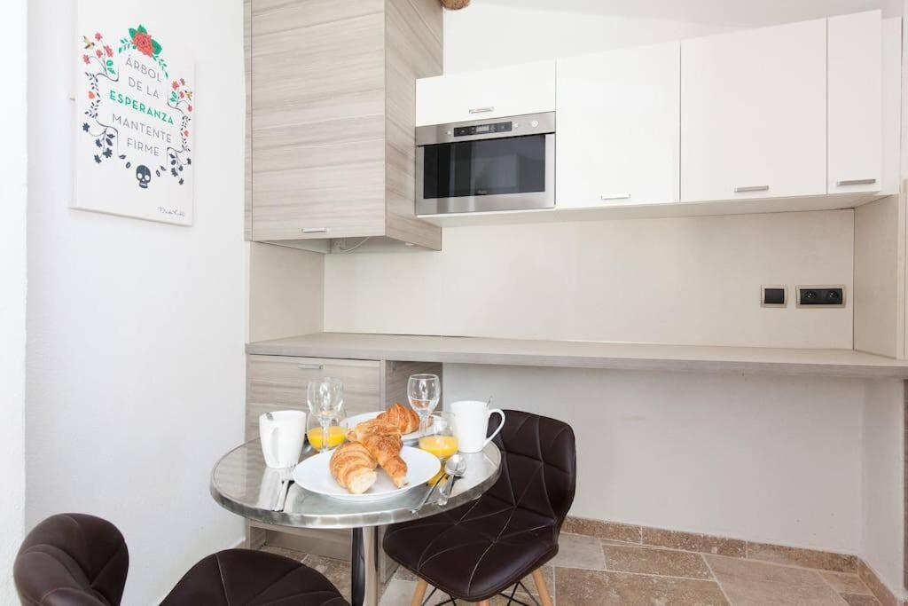Ferienwohnung Le Provencal - Center Old Antibes 1Br Flat With Ac, Wifi Exterior foto